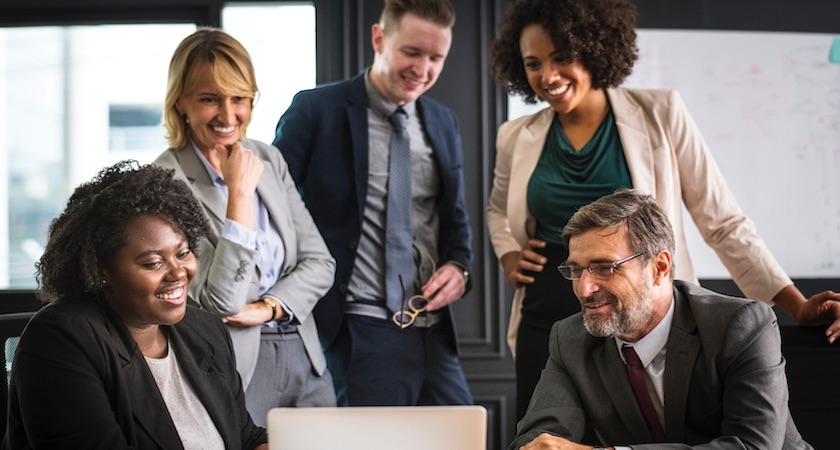 O poder dos empregados felizes na comunicação das marcas